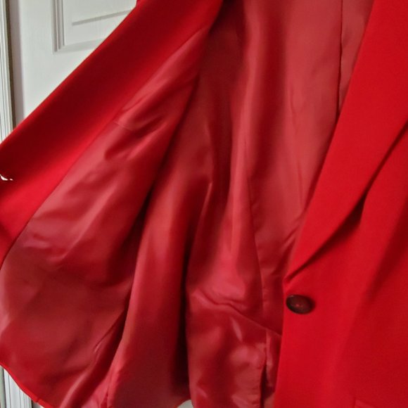 Kim Rogers Red Suit Jacket - Picture 3 of 5